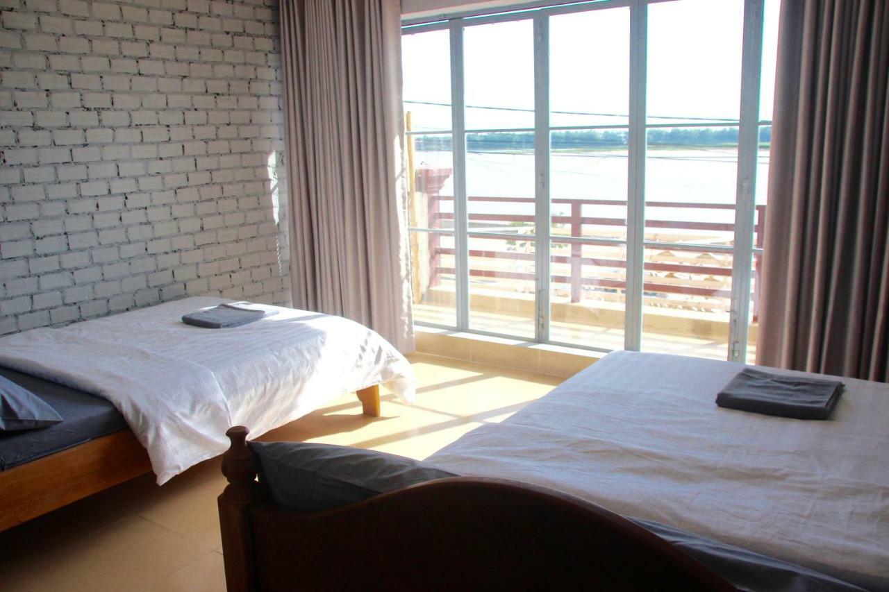 Sorya Guesthouse & Dolphin Tours Kratie Extérieur photo