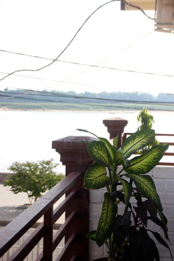 Sorya Guesthouse & Dolphin Tours Kratie Extérieur photo